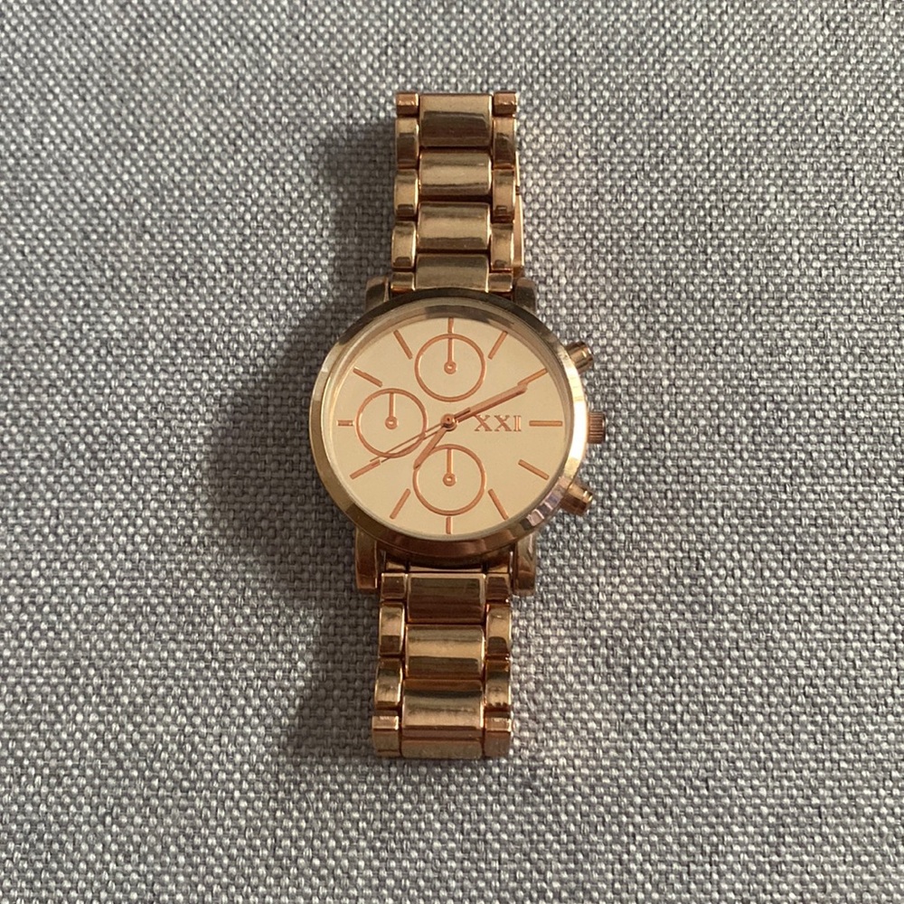 Women’s Forever 21 Rose Gold Watch